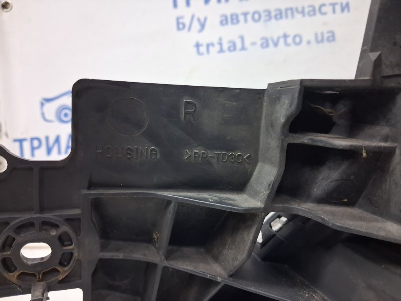 Фара правая галоген Outlander 2003-2006 cu 2.4 бензин 4G69 Фара правая галоген Outlander 2003-2006 cu 2.4 бензин 4G69