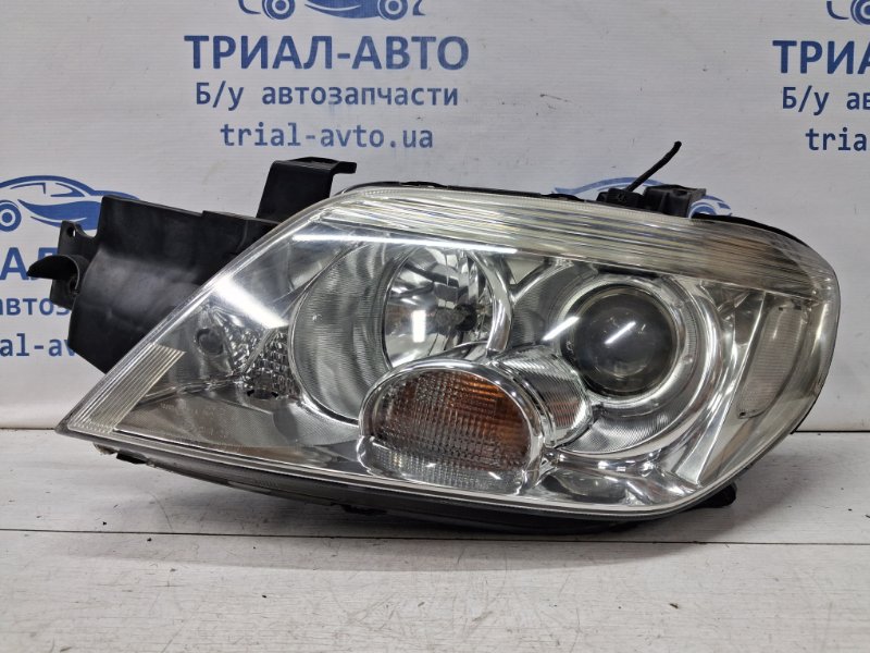Фара левая галоген Mitsubishi Outlander 2003-2006 cu 2.4 бензин 4G69 8301A169 Б/У