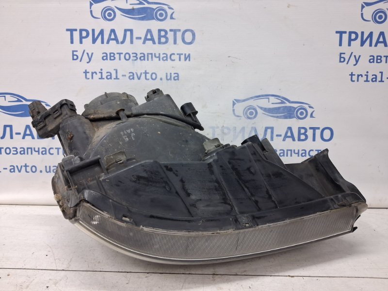 Фара левая галоген Tucson 2004-2009 JM 2.0 diesel D4EA Фара левая галоген Tucson 2004-2009 JM 2.0 diesel D4EA
