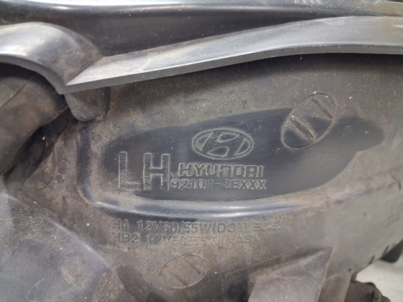 Фара левая галоген Tucson 2004-2009 JM 2.0 diesel D4EA Фара левая галоген Tucson 2004-2009 JM 2.0 diesel D4EA