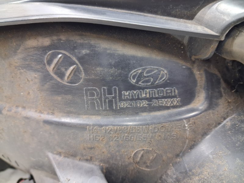 Фара правая галоген Tucson 2004-2009 JM 2.0 diesel D4EA Фара правая галоген Tucson 2004-2009 JM 2.0 diesel D4EA