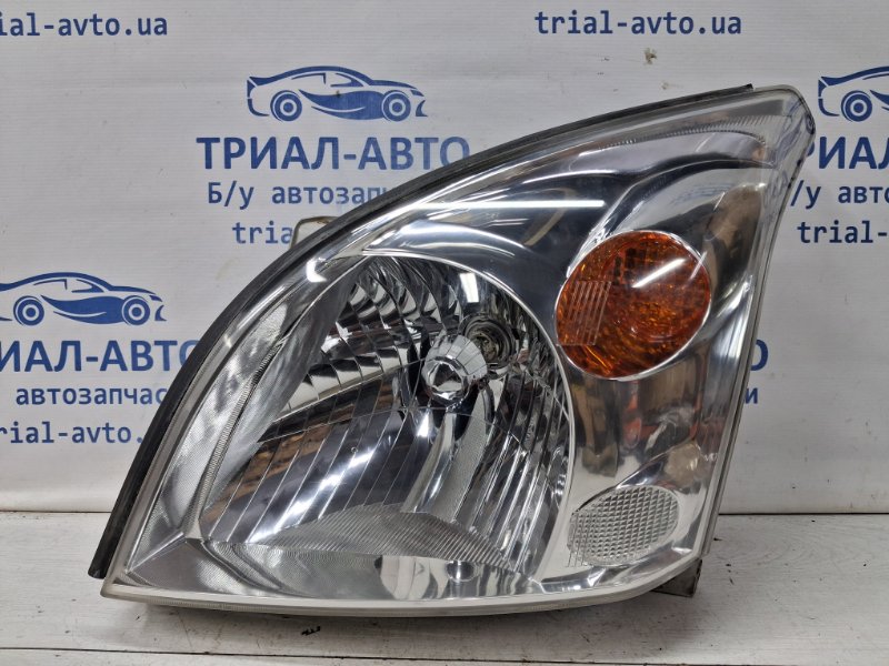 Фара левая галоген Toyota Prado 2002-2009 J120 4.0 1GR-FE 811706A051 Б/У