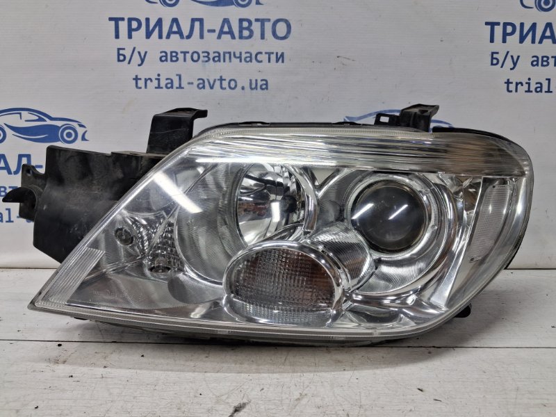 Фара левая галоген Mitsubishi Outlander 2003-2006 cu 2.4 бензин 4G69 8301A169 Б/У