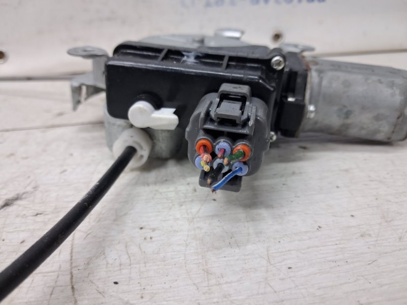 Стеклоподъемник задний левый Mitsubishi Outlander cu 2.4 бензин 4G69 Стеклоподъемник задний левый Mitsubishi Outlander cu 2.4 бензин 4G69