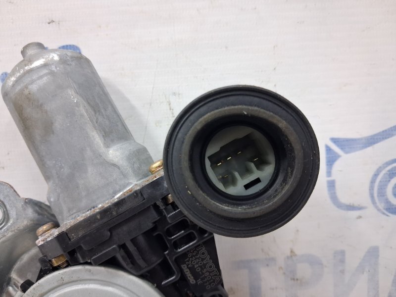 Стеклоподъемник задний правый Toyota Prado J120 4.0 1GR-FE