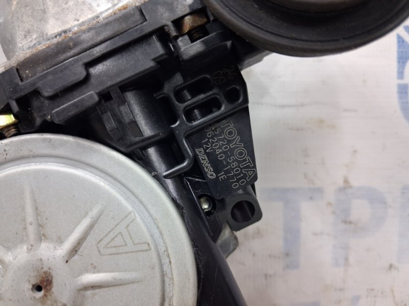 Стеклоподъемник задний правый Prado 2002-2009 J120 4.0 1GR-FE