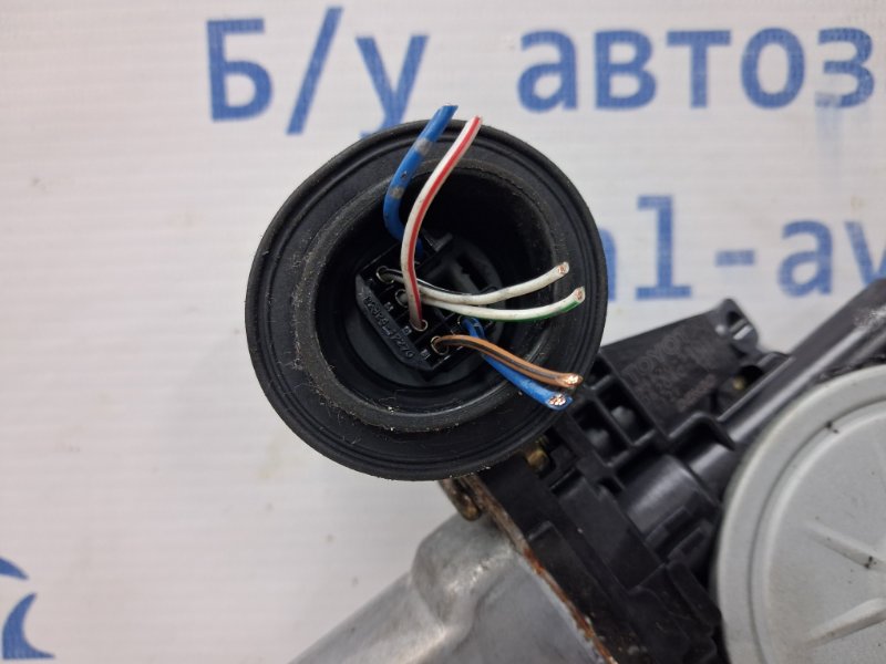 Стеклоподъемник передний левый Toyota Prado J120 4.0 1GR-FE