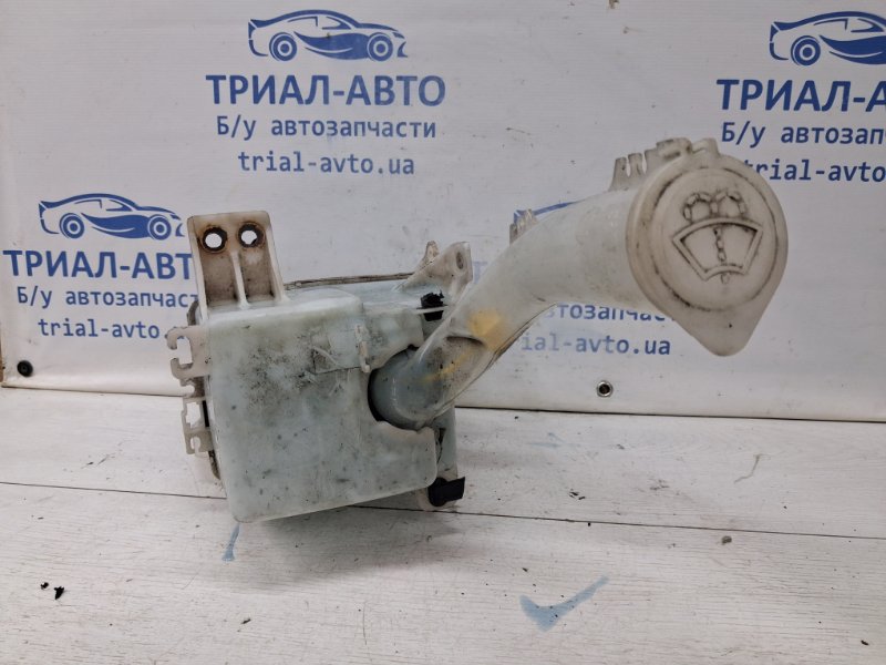 Бачок омывателя Mitsubishi Outlander cu 2.4 бензин 4G69