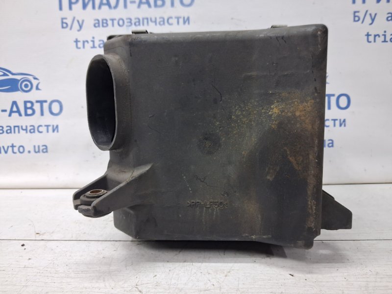 Корпус воздушного фильтра Mitsubishi Outlander cu 2.4 бензин 4G69