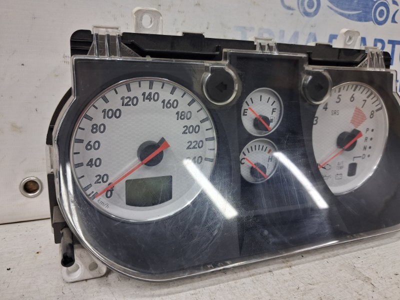 Приборная панель Outlander 2003-2006 cu 2.4 бензин 4G69 Приборная панель Outlander 2003-2006 cu 2.4 бензин 4G69