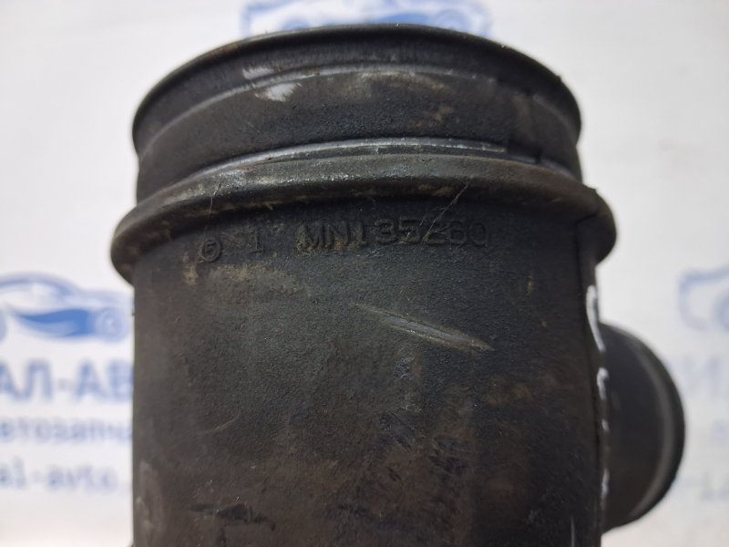 Патрубок воздушного фильтра Outlander 2003-2006 cu 2.4 бензин 4G69