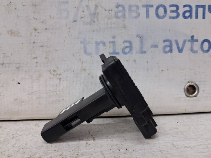 Запчасть датчик расхода воздуха Mitsubishi Outlander 2003-2006 cu 2.4 бензин 4G69 MR985187 Б/У Датчик расхода воздуха Mitsubishi Outlander 2003-2006 cu 2.4 бензин 4G69 MR985187 Б/У