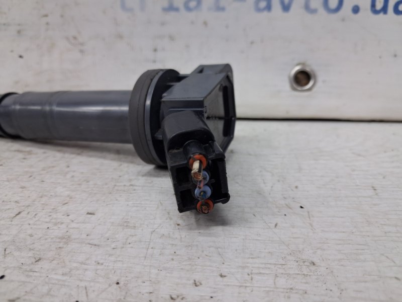 Катушка зажигания Prado 2002-2009 J120 4.0 1GR-FE