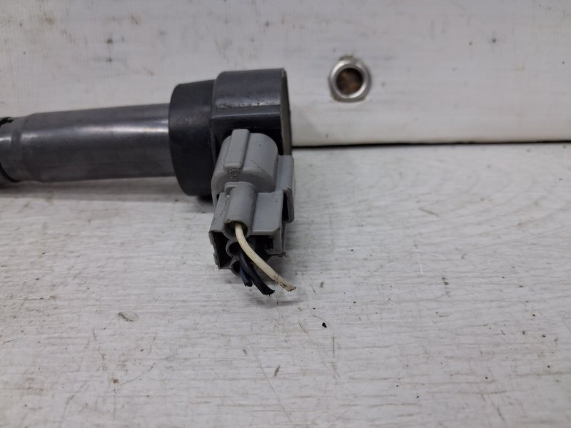 Катушка зажигания Outlander 2003-2006 cu 2.4 бензин 4G69