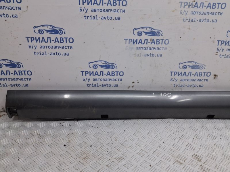 Накладка порога внешняя левая Sorento 2002-2011 BL 2.5 diesel D4CB Накладка порога внешняя левая Sorento 2002-2011 BL 2.5 diesel D4CB