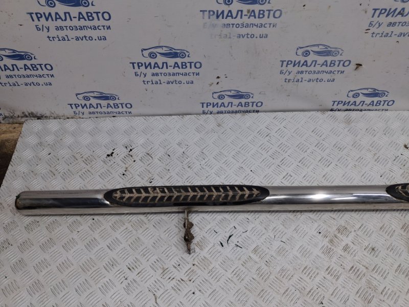 Подножка Sorento 2002-2011 BL 2.5 diesel D4CB