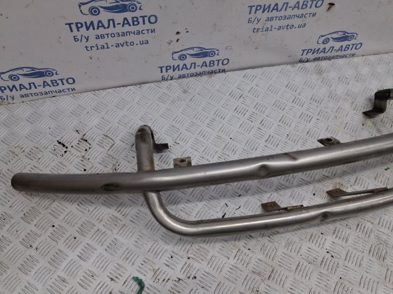 Кенгурятник Outlander 2003-2006 cu 2.4 бензин 4G69