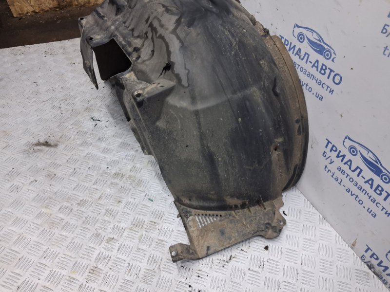 Подкрылок передний левый Sorento 2002-2011 BL 2.5 diesel D4CB