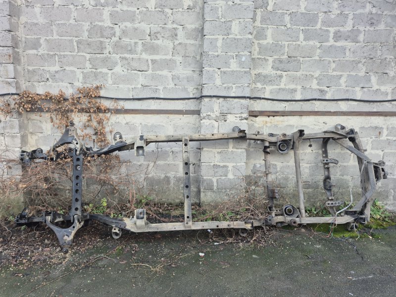 Запчасть рама Kia Sorento 2002-2011 BL 2.5 diesel D4CB 620003E240 Б/У Рама Kia Sorento 2002-2011 BL 2.5 diesel D4CB 620003E240 Б/У