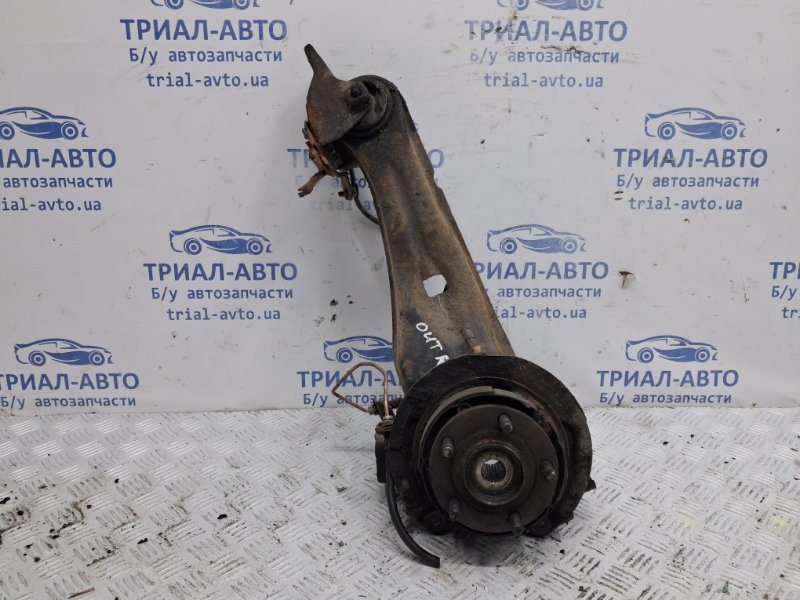 Рычаг задней подвески продольный правый Mitsubishi Outlander 2003-2006 cu 2.4 бензин 4G69 4120A006 Б/У