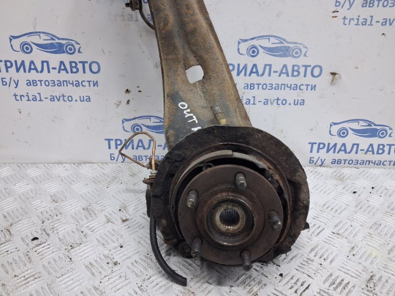 Рычаг задней подвески продольный правый Outlander 2003-2006 cu 2.4 бензин 4G69