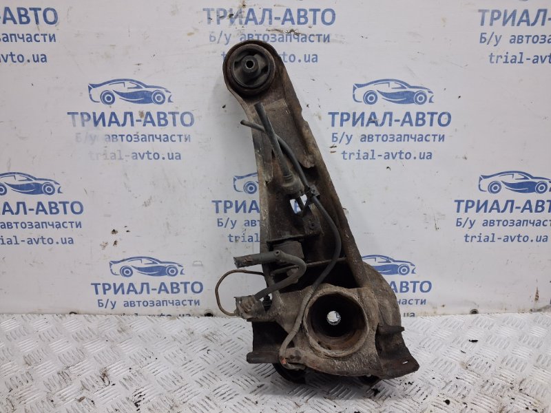 Рычаг задней подвески продольный левый Outlander 2003-2006 cu 2.4 бензин 4G69 Рычаг задней подвески продольный левый Outlander 2003-2006 cu 2.4 бензин 4G69