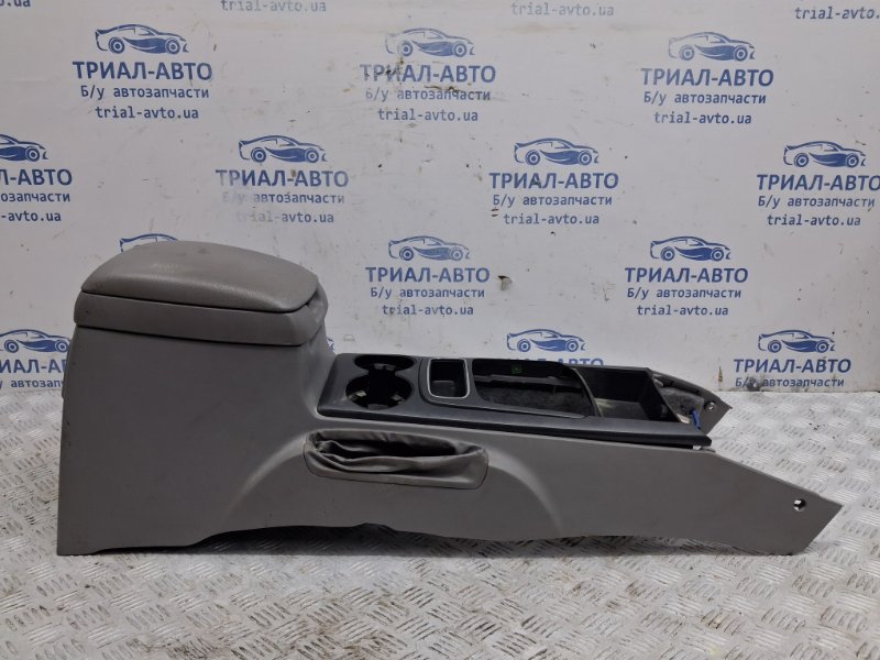 Подлокотник Sorento 2002-2011 BL 2.5 diesel D4CB