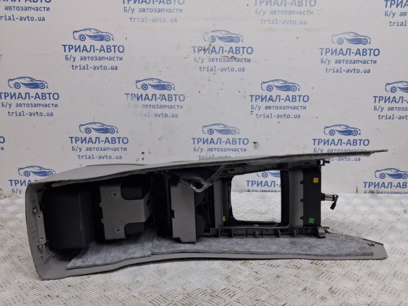 Подлокотник Sorento 2002-2011 BL 2.5 diesel D4CB