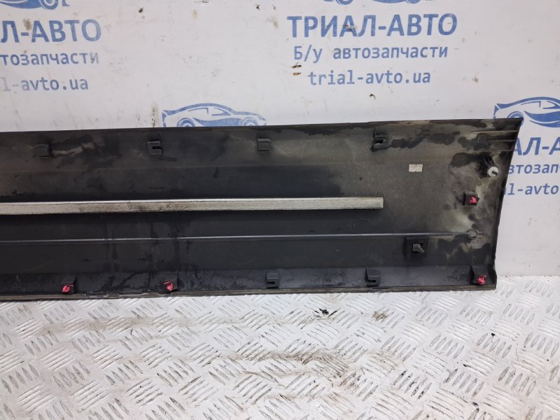 Накладка двери передняя левая Sorento 2002-2011 BL 2.5 diesel D4CB Накладка двери передняя левая Sorento 2002-2011 BL 2.5 diesel D4CB