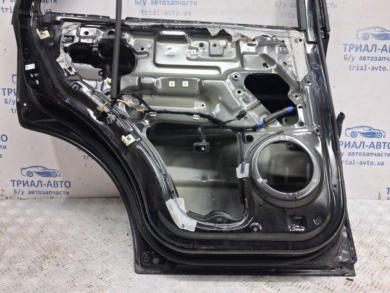 Дверь задняя левая Sorento 2002-2011 BL 2.5 diesel D4CB Дверь задняя левая Sorento 2002-2011 BL 2.5 diesel D4CB