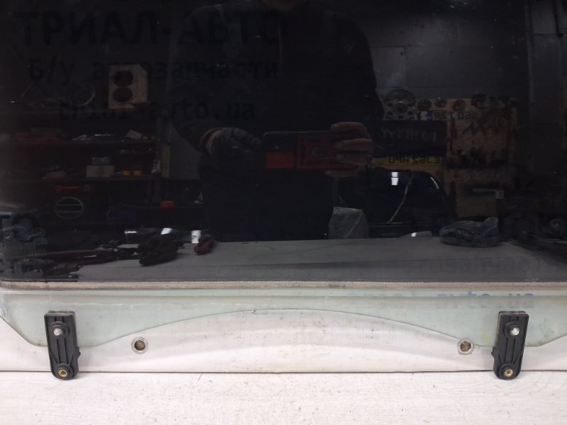 Стекло двери заднее правое Sorento 2002-2011 BL 2.5 diesel D4CB