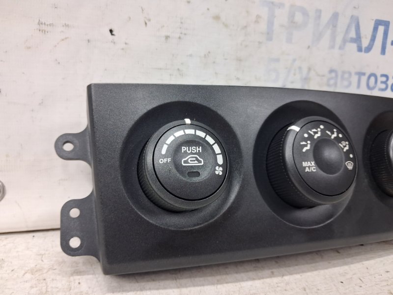 Блок управления кондиционером Sorento 2002-2011 BL 2.5 diesel D4CB