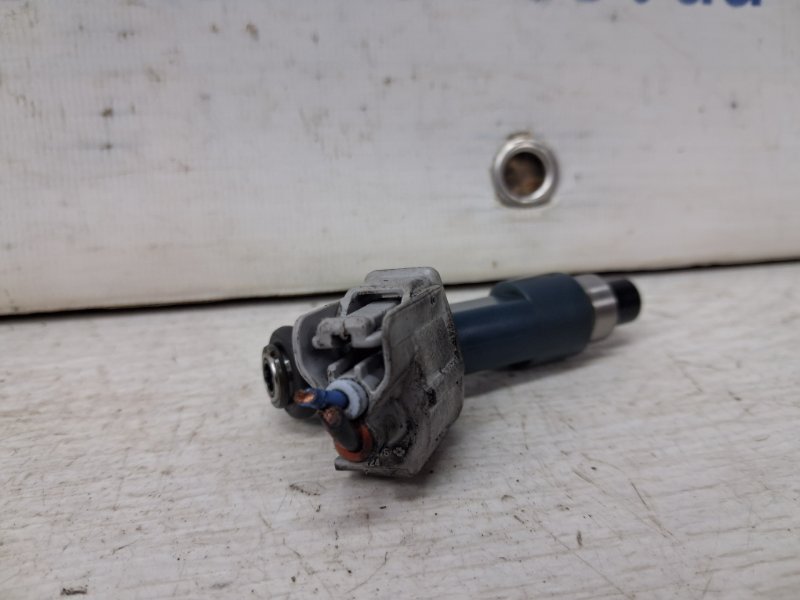 Форсунка топливная Prado 2002-2009 J120 4.0 1GR-FE