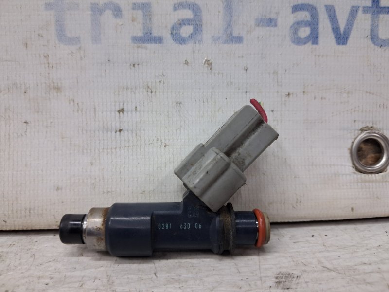 Форсунка топливная Mitsubishi Outlander 2003-2006 cu 2.4 бензин 4G69 1465A051 Б/У