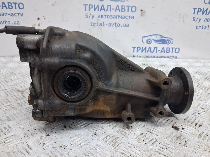 Редуктор задний Mitsubishi Outlander 2003-2006 cu 2.4 бензин 4G69 MN150637 Б/У