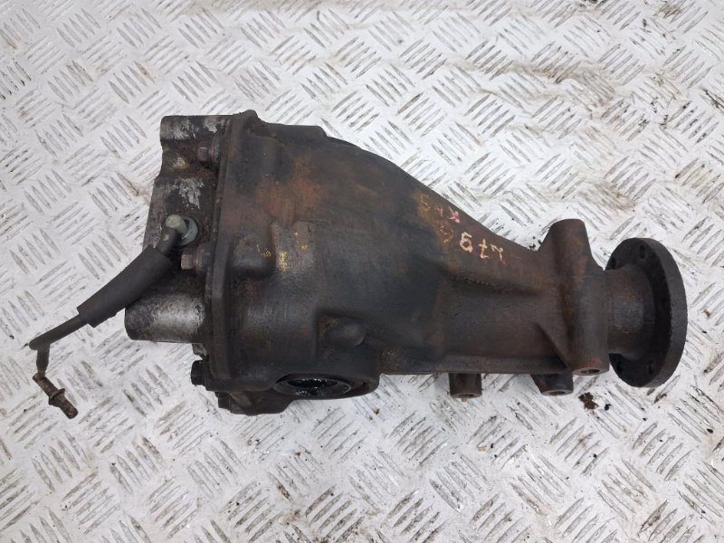 Редуктор задний Outlander 2003-2006 cu 2.4 бензин 4G69