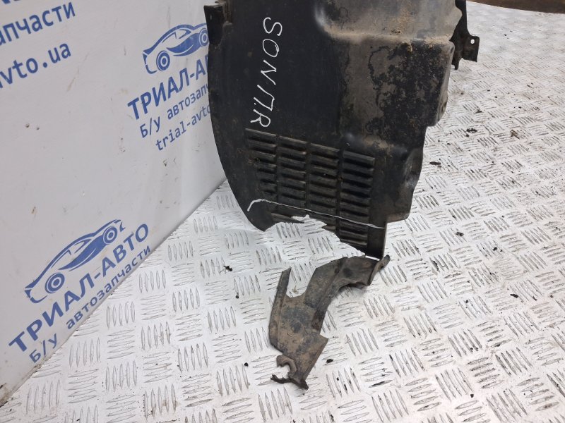 Подкрылок передний правый Sonata 2004-2010 NF 2.4 бензин G4KC