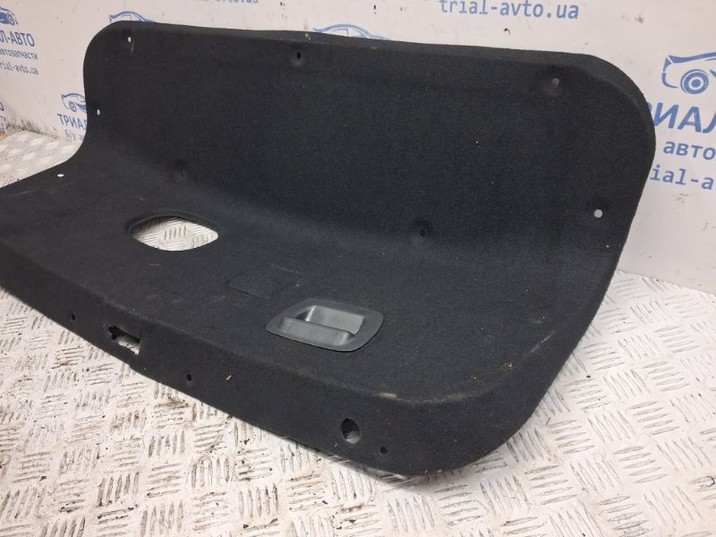 Обшивка крышки багажника Hyundai Sonata NF 2.4 бензин G4KC Обшивка крышки багажника Hyundai Sonata NF 2.4 бензин G4KC