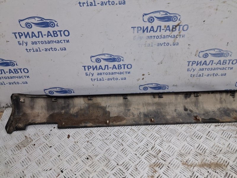 Накладка порога внешняя левая Sonata 2004-2010 NF 2.4 бензин G4KC Накладка порога внешняя левая Sonata 2004-2010 NF 2.4 бензин G4KC