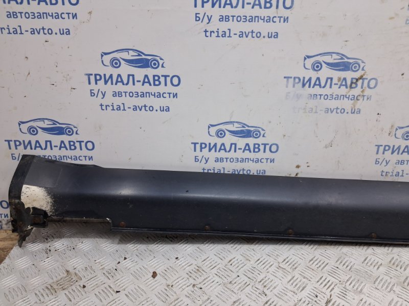 Накладка порога внешняя правая Sonata 2004-2010 NF 2.4 бензин G4KC Накладка порога внешняя правая Sonata 2004-2010 NF 2.4 бензин G4KC