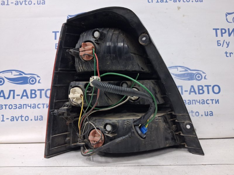 Фонарь задний внешний правый Sorento 2002-2011 BL 2.5 diesel D4CB