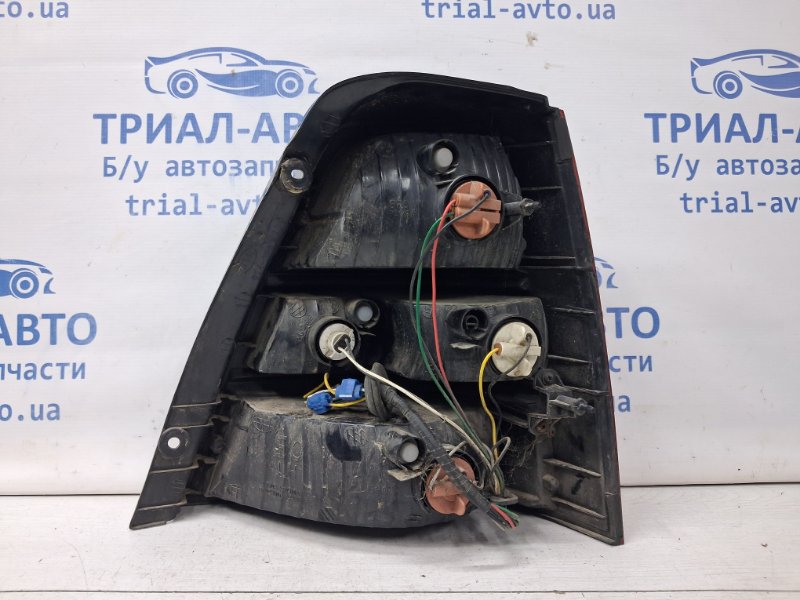 Фонарь задний внешний левый Sorento 2002-2011 BL 2.5 diesel D4CB