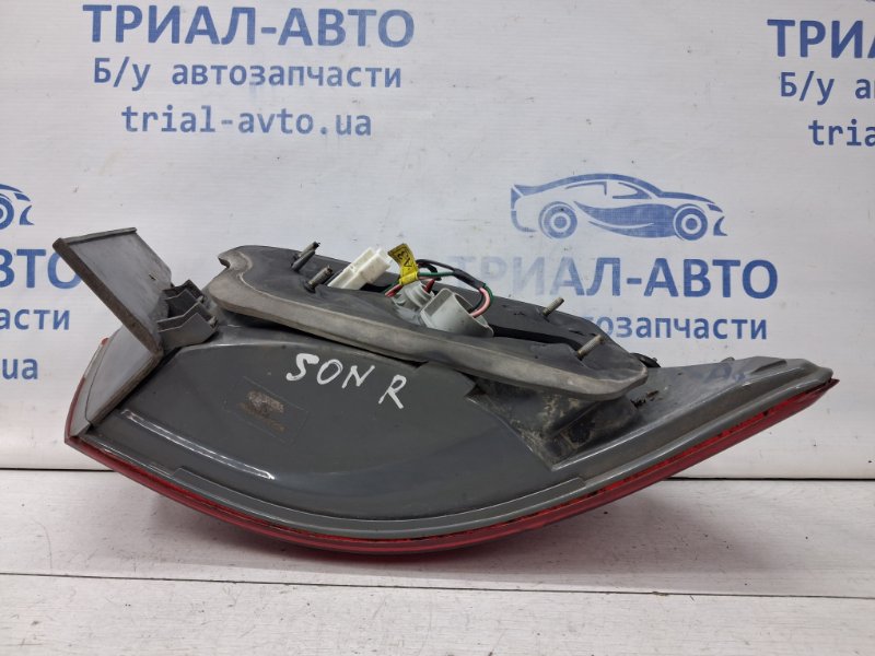 Фонарь задний внешний правый Sonata 2004-2010 NF 2.4 бензин G4KC