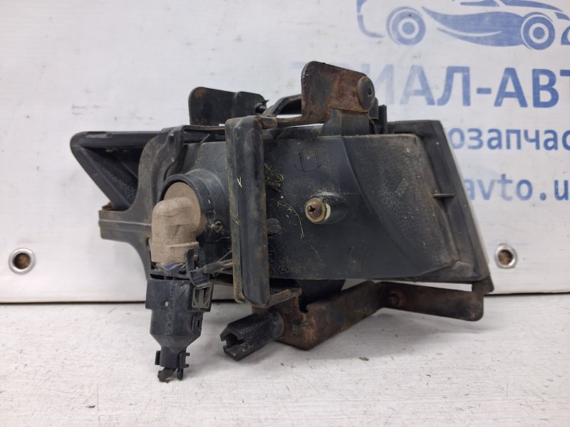 Фара противотуманная левая Sonata 2004-2010 NF 2.4 бензин G4KC Фара противотуманная левая Sonata 2004-2010 NF 2.4 бензин G4KC