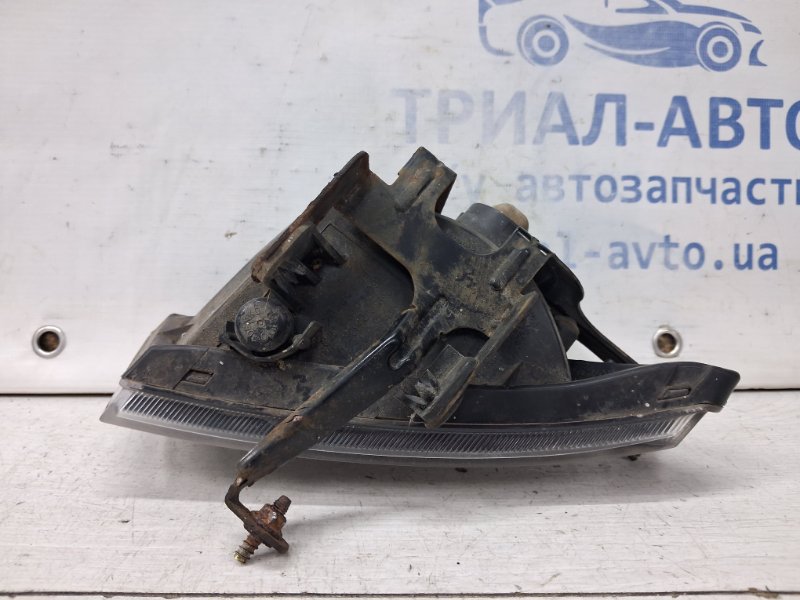 Фара противотуманная левая Sonata 2004-2010 NF 2.4 бензин G4KC Фара противотуманная левая Sonata 2004-2010 NF 2.4 бензин G4KC