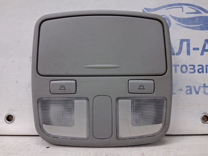 Запчасть плафон передний Hyundai Sonata 2004-2010 NF 2.4 бензин G4KC 92800103K0XX Б/У Плафон передний Hyundai Sonata 2004-2010 NF 2.4 бензин G4KC 92800103K0XX Б/У