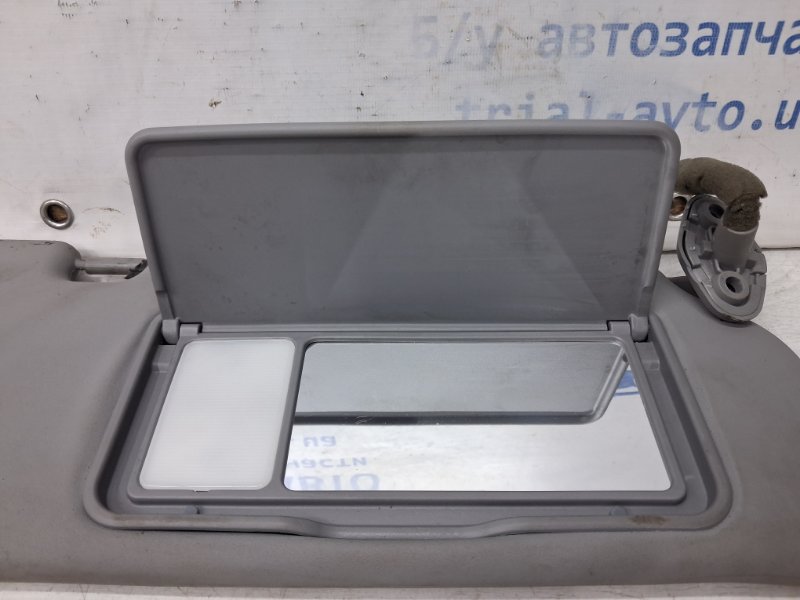 Козырек солнцезащитный правый Kia Sorento BL 2.5 diesel D4CB