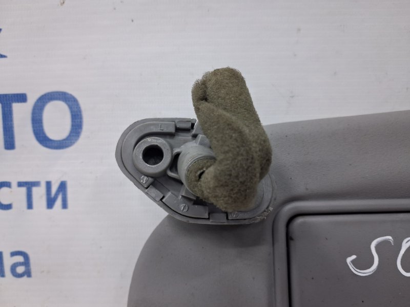 Козырек солнцезащитный левый Sorento 2002-2011 BL 2.5 diesel D4CB Козырек солнцезащитный левый Sorento 2002-2011 BL 2.5 diesel D4CB