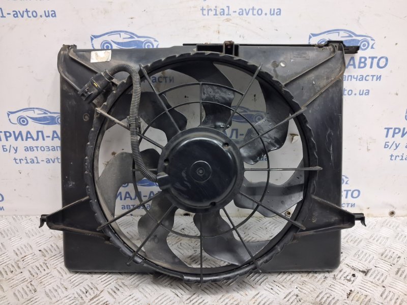 Диффузор с вентилятором радиатора Sonata 2004-2010 NF 2.4 бензин G4KC Диффузор с вентилятором радиатора Sonata 2004-2010 NF 2.4 бензин G4KC