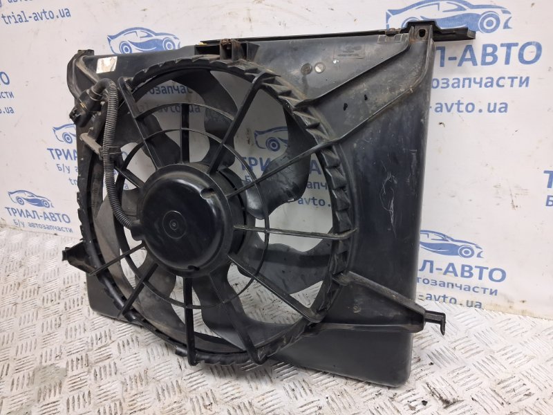 Диффузор с вентилятором радиатора Hyundai Sonata NF 2.4 бензин G4KC Диффузор с вентилятором радиатора Hyundai Sonata NF 2.4 бензин G4KC